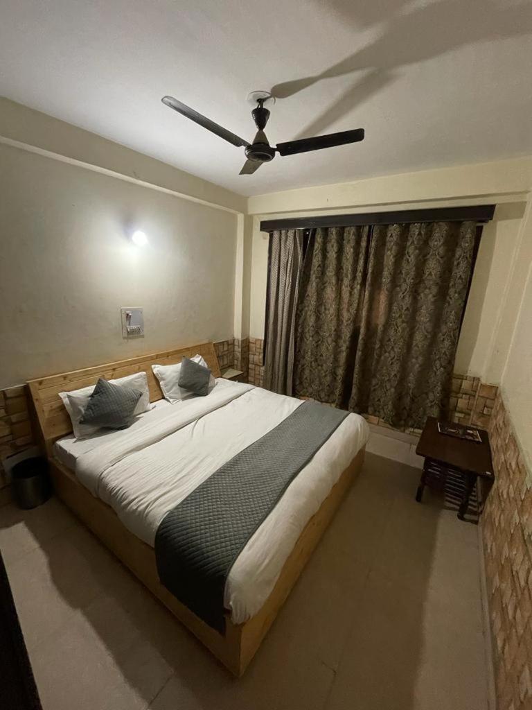Narayana Guest House Kasol Habitación foto